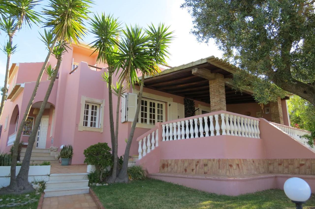 Happy Moments Guest House Portimão Extérieur photo